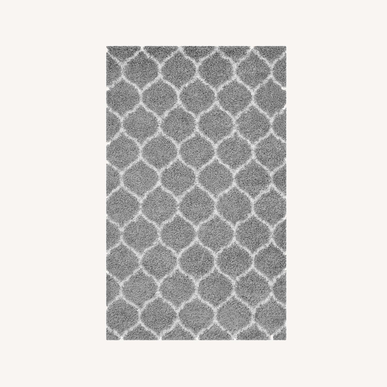 Other 5x8 Area Rug In Gray & Ivory Moroccan Trellis