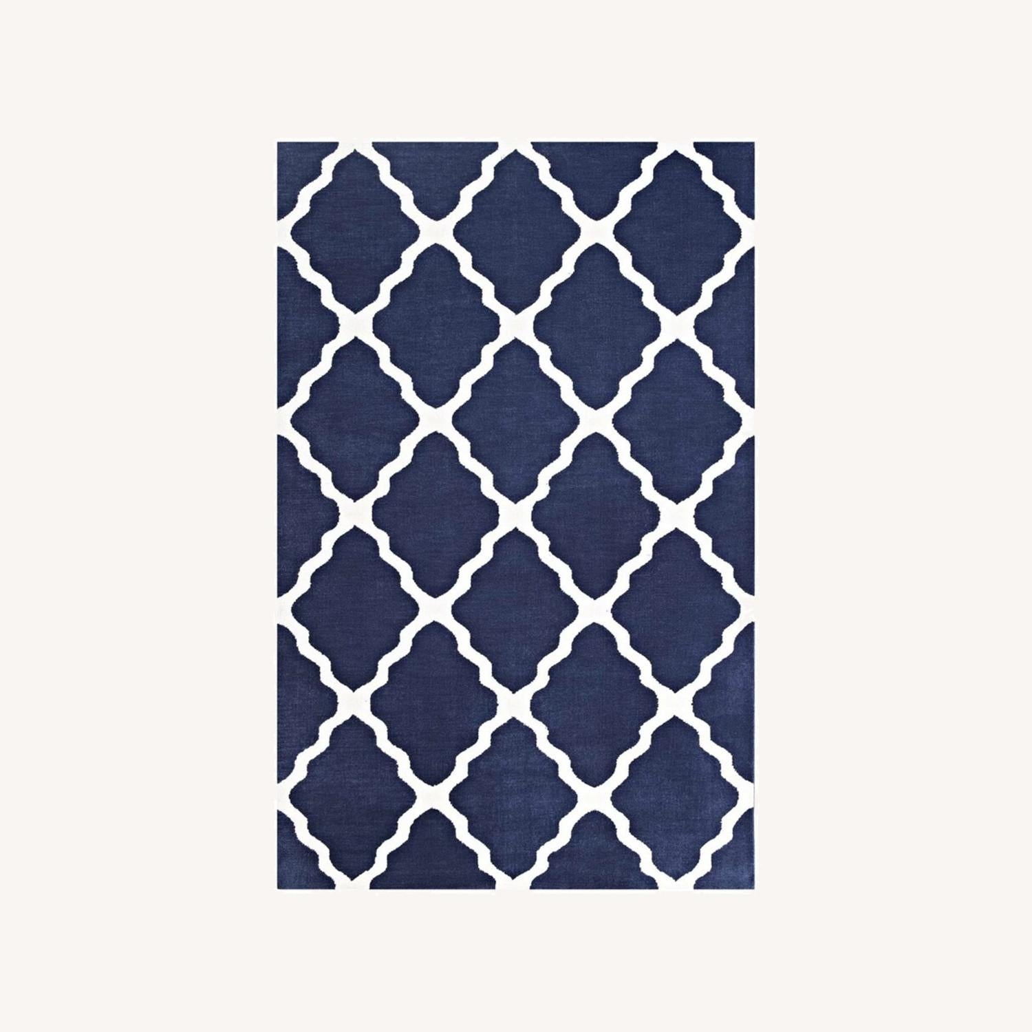 Other 5x8 Area Rug In Navy & Ivory W/ Quatrefoil Pattern