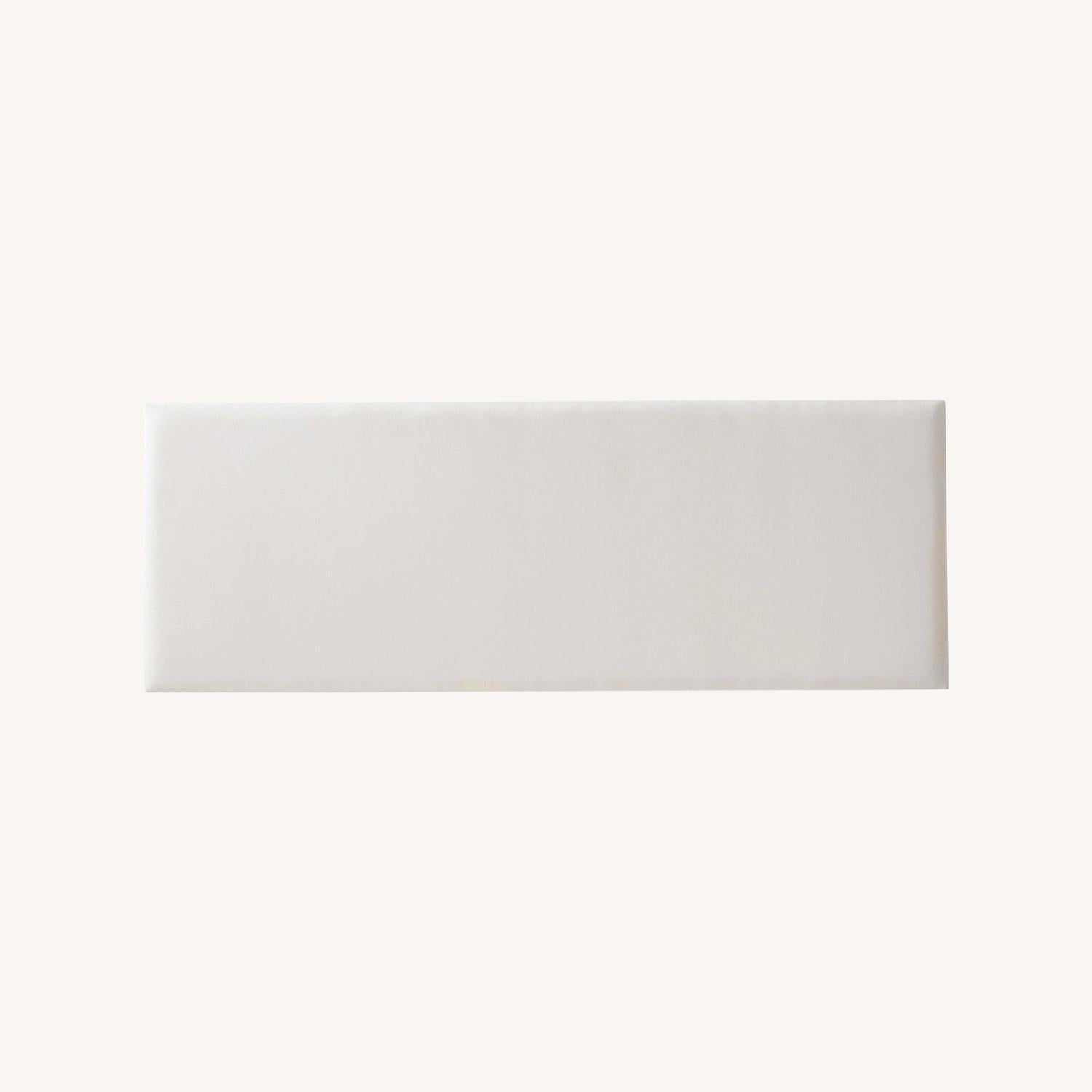  Pottery Barn Full Length Frameless Linen Pinboard