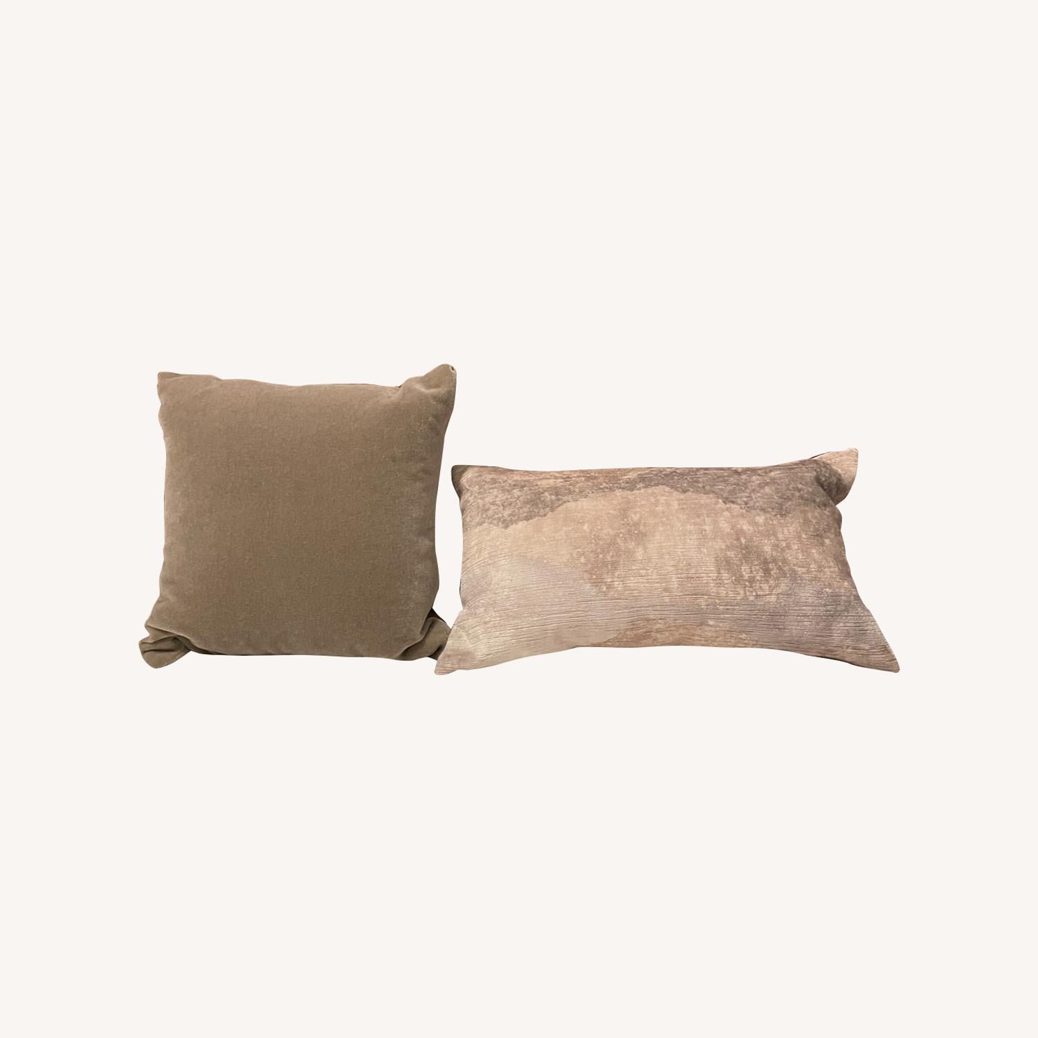  Room & Board Pillows Set Of 2